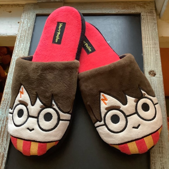 Shoes - Harry Potter Slippers 😍Unisex size L/XL